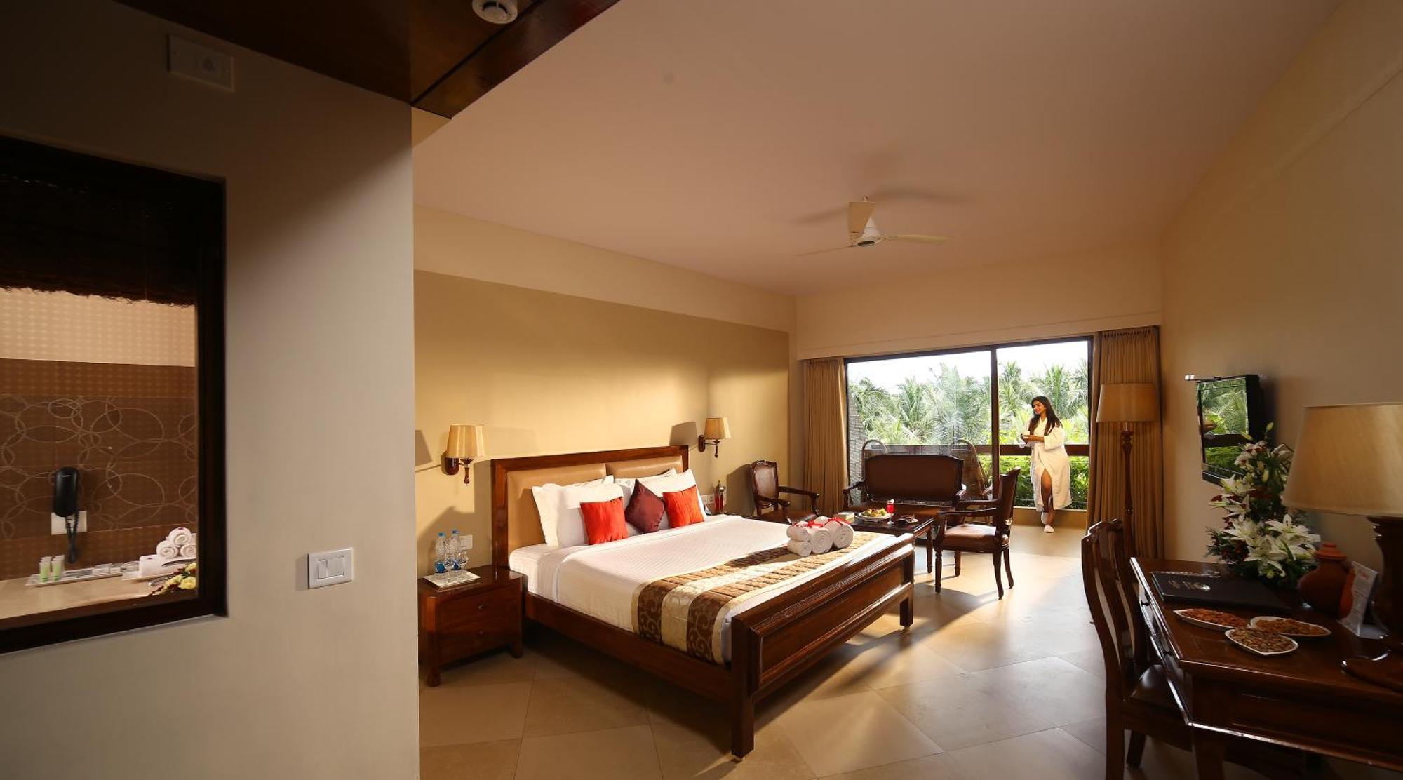 טריואנדרום Uday Suites - The Airport Hotel מראה חיצוני תמונה